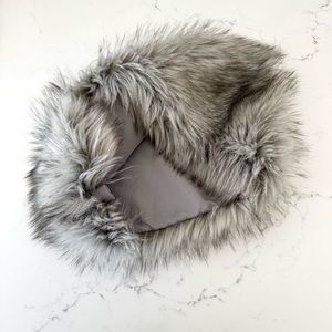 Loft Faux Fur Scarf